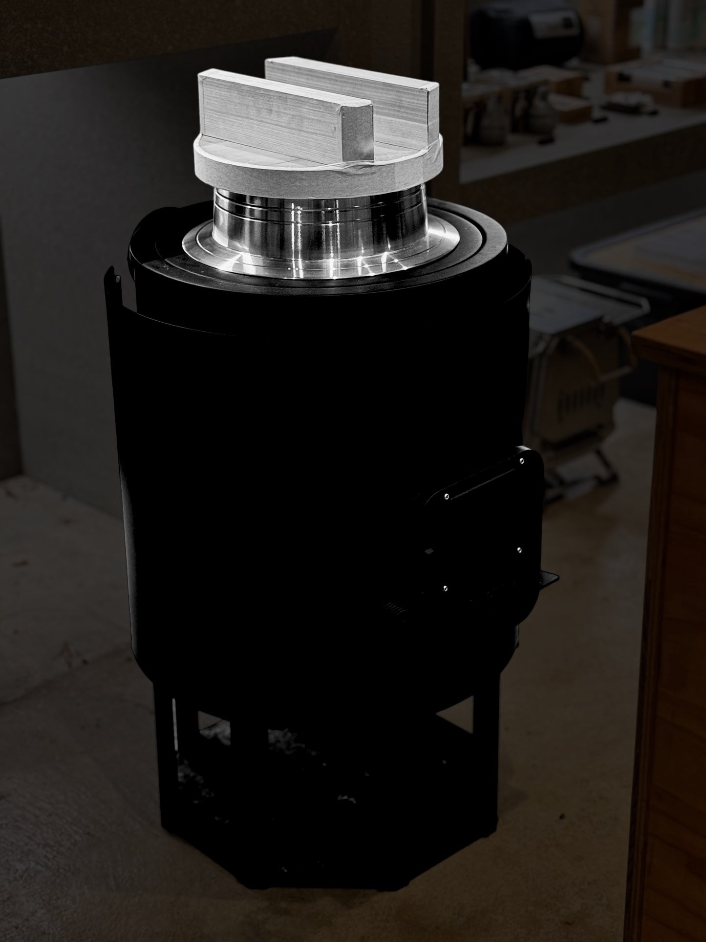 アルミ羽釜26㎝ 釜蓋付 (ホンマ製作所別注薪ストーブAMBER BLACK及びA-41に対応)